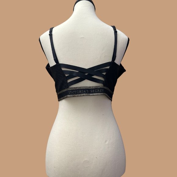 Victoria's Secret Sweat On Point Monogram Print Wireless Sports Bra - Picture 6 of 7